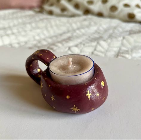 Diy Clay Crafts Candle Holders, Clay Candle Holders Aesthetic, Clay Candle Holders Diy Tea Lights, Clay Desk Decor, Air Dry Clay Tealight Holder, Air Dry Clay Candle Holder Diy, Tea Light Holder Diy, Diy Candle Holders Ideas, Clay Pottery Ideas For Beginners