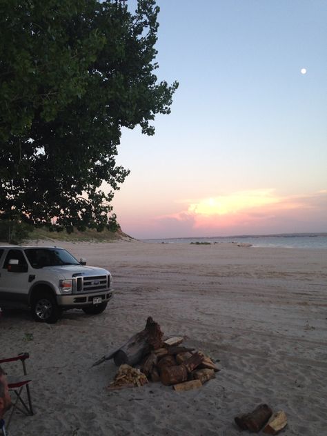 Lake mcconaughy Lake Mcconaughy, Life On Earth, Bucket List, Road Trip, Lake