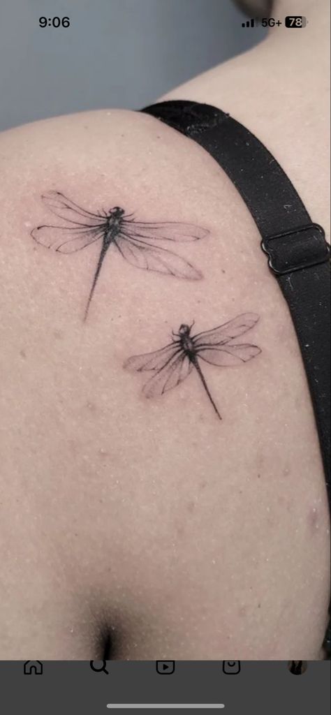 Dragonfly With Rose Tattoo, Dragonfly Remembrance Tattoo, Goth Dragonfly Tattoo, Pretty Tattoos For Women Classy, Dragonfly Tattoo Stencil, Dragonfly Back Tattoo, Heaven Tattoo, Dragonfly Tattoos, Classy Tattoos For Women