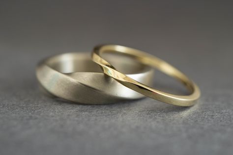 Excited to share the latest addition to my #etsy shop: Wedding ring set - 14k solid gold - Twist & Shout https://etsy.me/2VnRtrO #jewelry #ring #gold #whitegold #women #wedding #minimalist #bridalringset Couples Wedding Rings Set, His And Hers Wedding Bands, Wedding Rings Sets His And Hers, Mobius Strip, Mobius Ring, Minimalist Wedding Rings, Geometric Rings, Couples Rings, His And Hers Rings