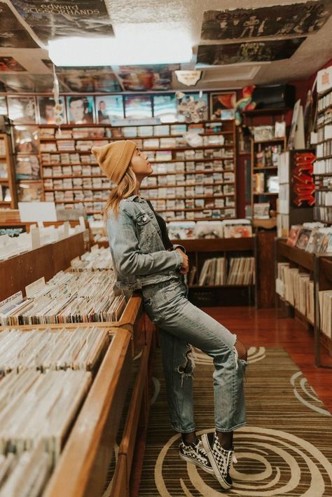 Retro Record Store Photoshoot, Retro Vibe Photoshoot, Comic Book Store Photoshoot, Music Inspired Photoshoot, Book Store Photoshoot Aesthetic, Music Store Photoshoot, Record Player Photoshoot, Vintage Store Photoshoot, Book Store Senior Pictures