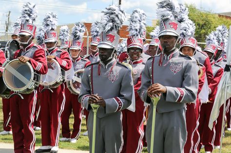 Be sure to watch the Virginia Union University Marching Band in the Dominion Richmond Christmas Parade on Saturday, December 5, 2015. Hbcu Majorette Aesthetic, Hbcu Majorettes, Hogwarts Hbcu, Hbcu Band, Hbcu Experience, Union University, Christmas Parade, Marching Band, Virginia