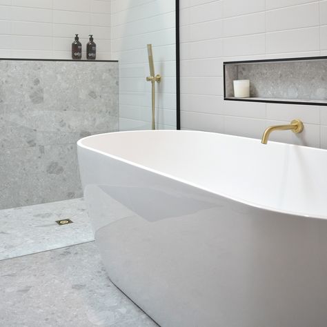 Grey Terrazzo Bathroom Floor, Light Grey Terrazzo Bathroom, White Tile Grey Grout, Terrazo Tiles Bathroom, Grey Terrazzo Bathroom, Terrazzo Bathroom Floor, Terrazzo Bathroom Design, Classic Bathroom Tile, Laundry Reno