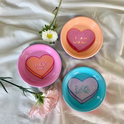 Handpainted terracotta jewelry dishes!  Every dish has a varnish & resin on the surface. These are perfect for holding everyday small items. Due to the handmade nature, there may be minor imperfections in each piece and they may vary slightly from images. Thank you for visiting our shop! Have a lovely day :) Cositas Instagram: @cositas_htx Care instructions: - To clean, gently wipe with slightly damp cloth or cotton swab Tray Painting, Whimsical Pottery, Jewelry Dishes, Ceramic Jewelry Dish, Clay Inspo, Alpha Gam, Clay Things, Clay Stuff, Trinket Trays