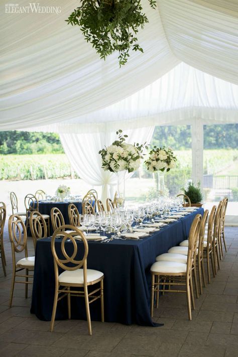 Navy and Gold Wedding Table Setting Navy Blue Wedding Color Schemes, Wedding Table Settings Blue, Rose Gold Wedding Table, Wedding Royal Blue, Wedding Flowers Navy Blue, Vintage Wedding Table Settings, Classic Blue Wedding, Wedding Color Schemes Blue, Navy Gold Wedding