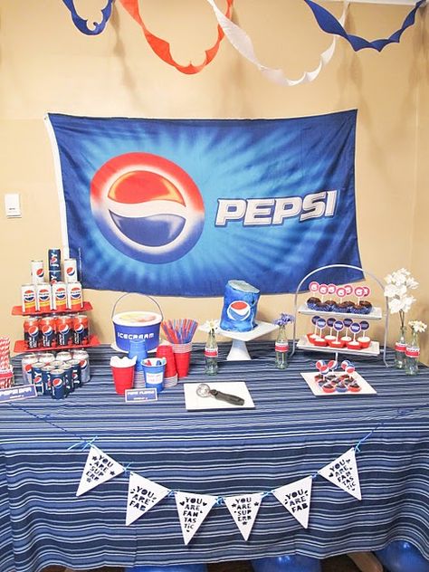 A 'Pepsi' PARTY!  I want one for My Bday Next Month. The 19th. Hint Hint. See more pictures at 11cupcakes.com Pepsi Party, Mishloach Manos, Easy Kids Party, Diy Kids Party, Papa John, Papa John’s, Easy Party Decorations, Student Christmas Gifts, Contest Rules