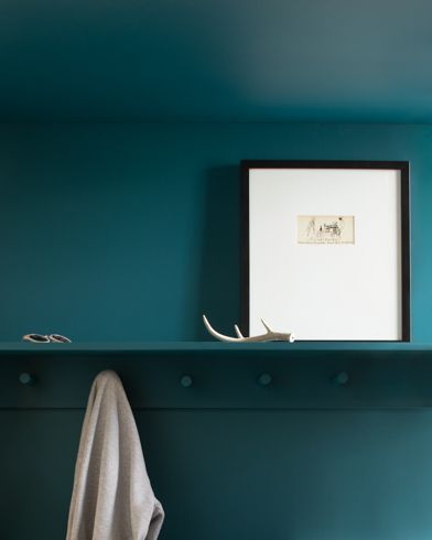 A rich, attractive teal that mirrors the glistening depths of ocean waters. Pacific Sea Teal Benjamin Moore, Teal Paint Colors Benjamin Moore, Turquoise Paint Colors, Diy Grout, Teal Paint Colors, Green Bedroom Walls, Bavarian Forest, Exterior Wood Stain, Teal Bathroom