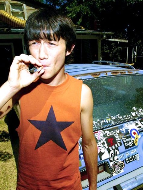 Joseph Gordon-Levitt Mysterious Skin, Joseph Gordon Levitt, Cell Phone, Skin