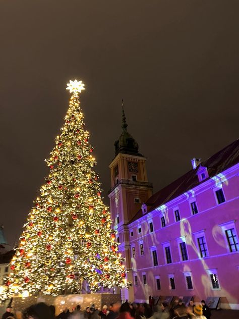 Christmas in Warsaw Poland 🇵🇱 Warsaw Christmas, Christmas In Poland, Poland Christmas, Winter Board, Warsaw Poland, Winter Aesthetic, Christmas 2024, Christmas Aesthetic, Warsaw