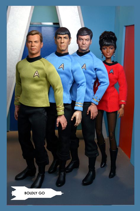 Star Trek Figures, Dr Mccoy, Star Trek Toys, Deforest Kelley, Star Trek Action Figures, Star Trek Actors, Star Trek Costume, Star Trek Crew, Star Trek Wallpaper