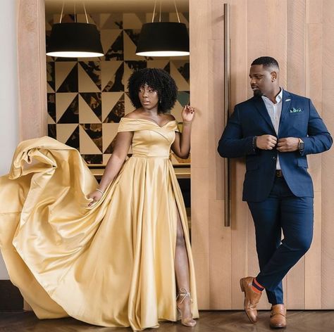 Prewedding Pictures, Yellow Wedding Dress, Engagement Pictures Poses, Brand Photoshoot, Black Couple, Pictures Poses, Photographs Ideas, Engagement Pics, Engagement Poses