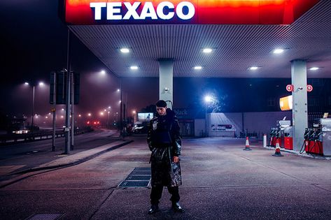 Gas Station Photoshoot Instagram, Streetwear Photoshoot Ideas, Urban Photography Portrait, Street Fashion Photoshoot, Street Photography People, City Shoot, Station Service, Night Portrait, Mens Photoshoot Poses