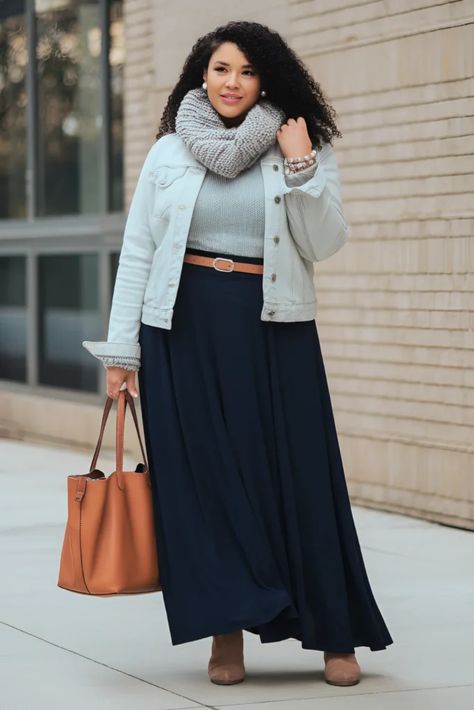 24 Plus Size Casual Winter Fashion Outfits (Cozy & Curvy) Denim Skirt Outfit Plus Size, Plus Size Casual Winter, Casual Winter Fashion, Long Denim Skirt Outfit, Long Skirt Winter, Modesty Outfits, Denim Skirt Outfits, Long Skirt Outfits, Winter Skirt Outfit