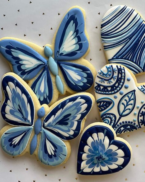 Dragonfly Cookies, Sponge Cake Recipe Best, Framed Butterflies, Butterfly Cookies, Royal Iced Cookies, Sugar Cookie Royal Icing, Blue Cookies, Sugar Cookie Icing, Cookie Business