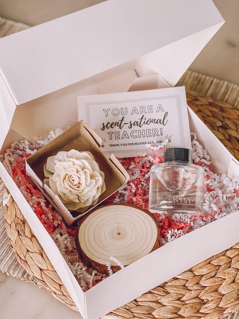 Scentsy Fragrance Flower, Interactive Facebook Posts, Scentsy Fragrance, Flower Gift Ideas, Work With Me, Teacher Appreciation Gift, Appreciation Gifts, Teacher Appreciation Gifts, Flower Gift