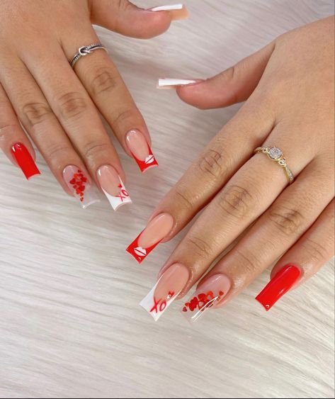 Cute Red Acrylic Nails, Valentines Red Nails, Neutral Nails Acrylic, Orange Acrylic Nails, Vday Nails, Girly Pop, Red Acrylic Nails, Medium Nails, Simple Gel Nails