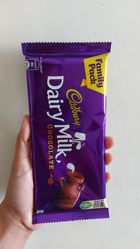 Daily Milk Chocolate, Dairy Milk Chocolate Images, Chocolate Images, Daily Milk, Girly Facts, Dairy Milk Chocolate, Cadbury Chocolate, Cadbury Dairy Milk, Tasty Recipes Videos