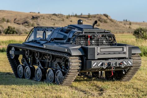 Insane Ripsaw EV3-F4 Recreational Tank Will Take You Anywhere, Anytime | Carscoops Ripsaw Tank, Lila Mccann, Scifi Concept, Super Tank, Diy Go Kart, Truck Tank, Hors Route, Armored Truck, Terrain Vehicle