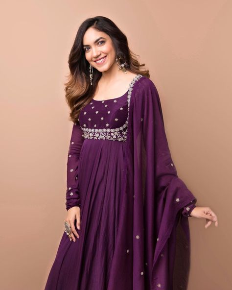 Ritu Varma, Purple Anarkali, Designer Anarkali Dresses, Long Gown Design, Anarkali Dress Pattern, Traditional Indian Outfits, Indian Gowns Dresses, Anarkali Gown, Trendy Dress Outfits