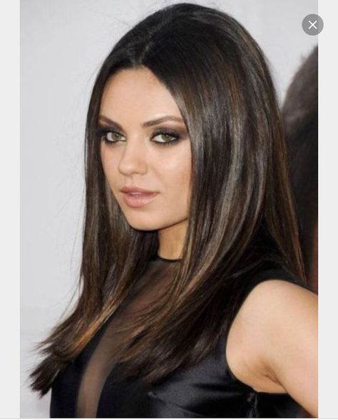 Dark brown hair Mila Kunis Hair Color, Volume Straight Hair, Mila Kunis Hair, Espresso Hair, Hair Hazel Eyes, Corte Long Bob, Luxy Hair, Mila Kunis, Sleek Hairstyles