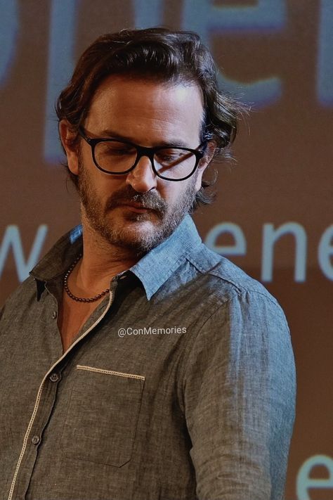 [Richard Speight Jr] Gabriel Spn, Richard Speight Jr, Gabriel Supernatural, Rob Benedict, Mark Pellegrino, Richard Speight, Spn Cast, Supernatural Actors, Golden Wings