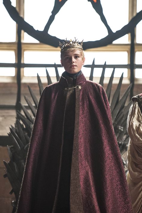 Tommen of the House Baratheon, First of His Name, King of the Andals and the First Men and Lord of the Seven Kingdoms Game Of Thrones Bar, King Tommen, Tommen Baratheon, Game Of Thrones Wallpaper, Got Costumes, Game Of Thrones Facts, Game Of Thrones Costumes, House Lannister, Game Of Thrones Series