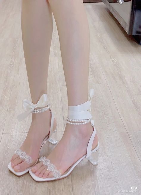 Korean Heels, Princess Heels, Casual Shoes Women Sneakers, Hak Tinggi, Diamond Heels, Fancy Heels, Fashion Shoes Heels, Pretty Shoes Sneakers, Cute Shoes Heels