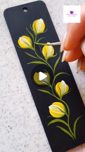 Swati Pandey | OneStroke Flower painting on Instagram: "Easy OneStroke floral Bookmark. Isn't it?" Painted Bookmarks Acrylic, Bookmarks Painting, Bookmark Painting, Painted Bookmarks, Painting Flowers Tutorial, Flowers Tutorial, Flower Bookmark, Book Markers, Marker Drawing