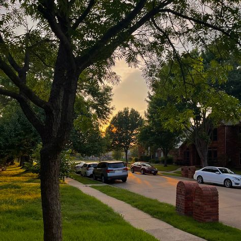 Sunset Suburbs Aesthetic, Seattle Suburbs Aesthetic, Suburban Aesthetic Summer, America Suburbs Aesthetic, Summer Aesthetic America, Summer Suburbs Aesthetic, Suburban Town Aesthetic, Suburban Home Aesthetic, Summer In The Suburbs