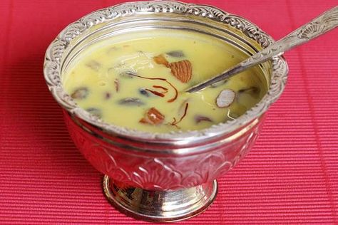 badam kheer recipe, badam payasam Badam Kheer, South Indian Sweets, Indian Mithai, Indian Pudding, Diwali Sweets Recipe, Burfi Recipe, Kheer Recipe, Easy Sweets, Diwali Sweets