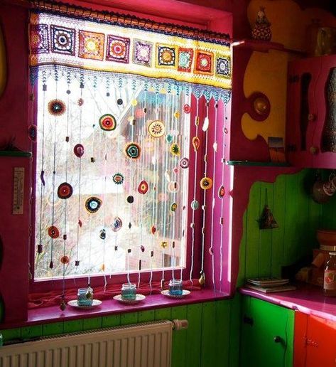 Rainbow Window, Crochet Curtains, Room Deco, Crochet Home Decor, Beaded Curtains, Curtain Patterns, Curtain Designs, Diwali Decorations, Crafty Projects