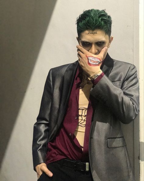 Vhong Navarro Outfit, Vhong Navarro, Spooky Halloween Costumes, Spooky Halloween, Halloween Costumes, Halloween