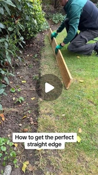 Gardening Secrets on Instagram: "How to get the perfect straight edge 🧑‍🌾🌱💚 Follow @GARDENING.SECRETS for more ! 🌳🧑‍🌾 Video from 🎥: @acres_lawncare No copyright infringement intended.All rights© are reserved and belongs to respective owner. Please DM for proper credit/removal. #nature #explore #sunset #flowers #plants #life #motivation #beautiful #happy #cute #summer #instadaily #instagram #instagood #photography #photooftheday #love #fun #home #homedecor #gardening #garden #gardenersofinstagram #gardensofinstagram #gardenlife #plantsofinstagram #gardeninspiration #mygarden #gardenlovers" Garden Edger, Yard Landscaping Simple, Garden Ideas Cheap, Front Yard Landscaping Plans, House Landscaping, Front House, Lawn Edging, Lawn And Landscape, Front House Landscaping