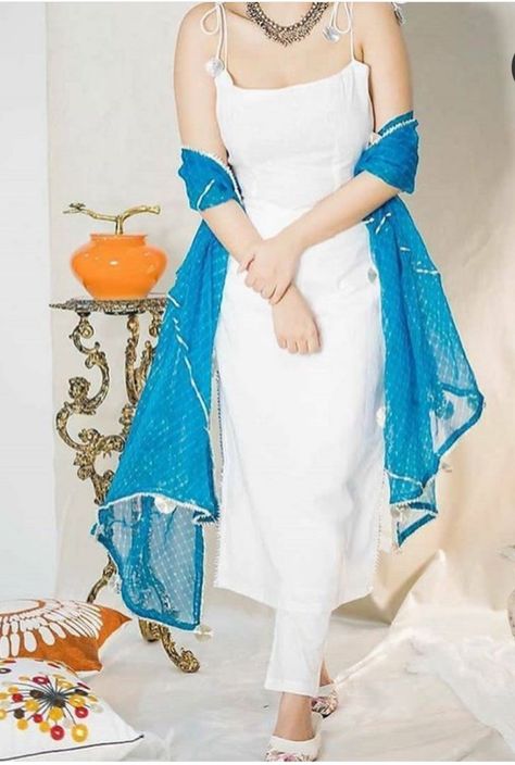 Deepika Kakkar, Indian Gown, Lehenga Dress, Western Glam, Rakhi Making, Stylish Kurtis Design, Blouse Indian, Trendy Outfits Indian, Simple Kurta Designs