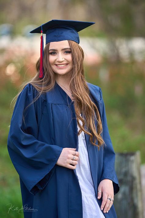 Olivia's Senior Year 2022 — Virginia & DC Photographer | Senior & Maternity | Kate Mitchem Photography Winter Graduation, German Phrases, Beautiful Photoshoot, Graduation Picture Poses, Graduation Photoshoot, Grad Cap, Senior Year, Graduation Pictures, Spring Day