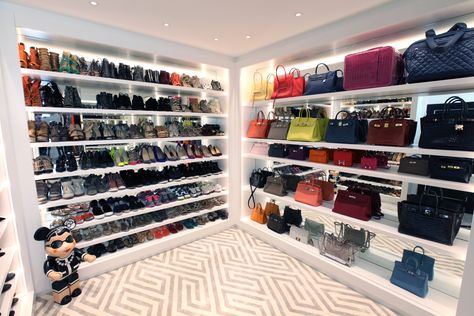 Caroline's Closet Caroline's Bag and Shoe Room Get a guided tour of all the rooms in Caroline's closet here. Shoes Bags Closet, Shoe And Purse Closet, Closet For Bags, Ideas De Closets, Purse Closet, Bag Closet, Shoe Room, Dream Closet Design, Beautiful Closets