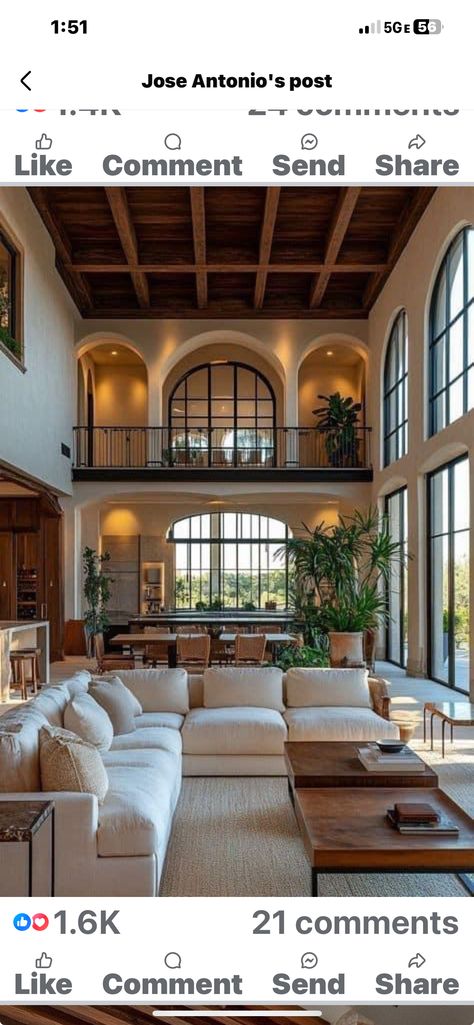 Spanish House Interior Hacienda Style, Spanish House Interior, Hacienda Living Room, Mexican Home Decor Modern, Old Spanish Style Homes, Hacienda Interior, Mexican Style House, Tall Ceiling Living Room, Mexican Style Homes