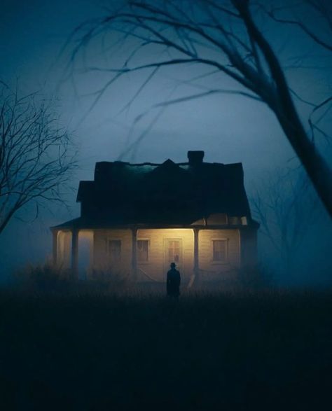 sky, house, fog, home, bungalow, light, window, storm, building, haunt, family, tree, abandoned, smoke, architecture, dawn, winter, mist, silhouette, ghost Cinematic Horror Photography, Dark Cinematic Photography, Southern Horror, Horror Lighting, Dp Inspiration, Noir Painting, Eerie Images, Gothic Americana, Night Paintings