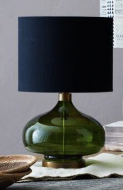 Black Lamps Bedroom, Dark Green Rooms, Stylish Table Lamps, Green Lamp, Table Lamps Living Room, Diy Lamp Shade, Home Design Living Room, Living Room Green, Bedside Lighting