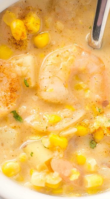 Crockpot Cajun Corn and Shrimp Chowder (slow cooker recipes) Corn And Shrimp Chowder, Crockpot Cajun, Slow Cooker Cajun, Shrimp And Corn Soup, Cajun Corn, Shrimp And Corn, Shrimp Chowder, Shrimp Soup, Chowder Soup