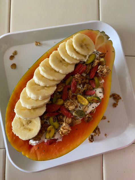 Papaya Yogurt Bowl, Papaya Aesthetic, Papaya Breakfast, Papaya Bowl, Food Esthetics, Yogurt Bowls, Raw Veggies, Selling On Amazon, Delicious Drink Recipes