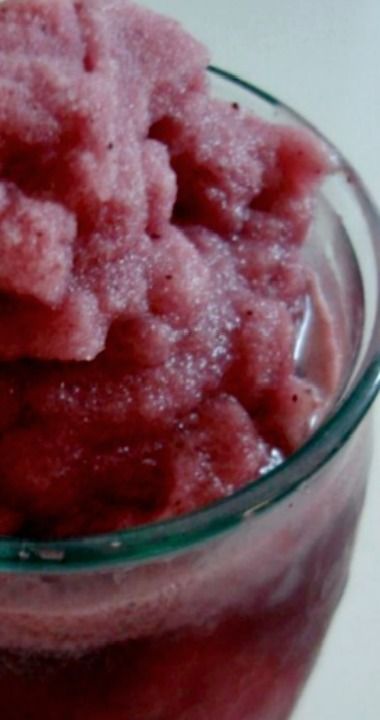 Grape Slushie Grape Slushie, Healthy Delicious Smoothies, Its Getting Hot In Here, Smoothie Flavors, Mango Pineapple Smoothie, Fruit Slush, Delicious Smoothies, Jamba Juice, Themed Food