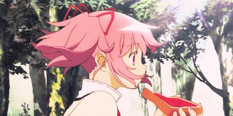 Madoka Running Gif, Punk Rock Princess, My Little Pony Poster, Anime Pixel Art, Gif Pictures, Puella Magi Madoka Magica, Madoka Magica, Character Creation, Japanese Anime