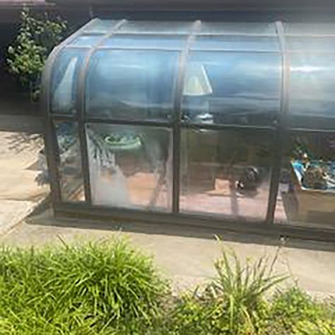 Sunroom windows looking foggy? Restore your solarium or greenhouse with new glass instead. Quick, affordable reglazing services let the sunshine back in. Sunroom Windows, Swimming Pool Enclosures, Oasis Pool, Double Pane Windows, Pool Enclosures, Sunroom Designs, Broken Window, Window Seal, Window Replacement