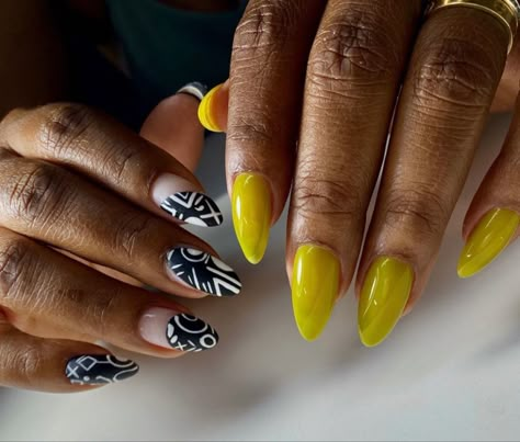 Mustard Nails, Hot Nail Ideas, Vibe Nails, Summertime Nails, Short Almond Shaped Nails, Neutral Nail Designs, Almond Shaped Nails, Natural Gel Nails, Candy Nails