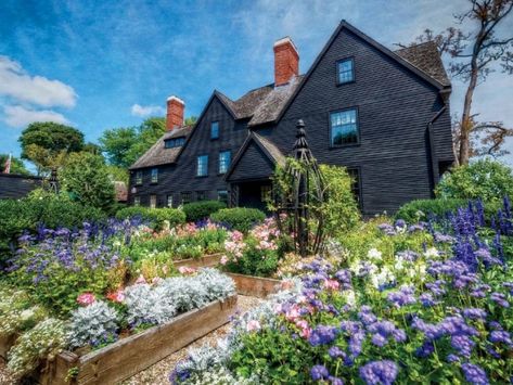 Day Trips From Boston, House Of Seven Gables, Mansion Tour, Seaside Garden, Nathaniel Hawthorne, Honeymoon Spots, Salem Massachusetts, Waterfront Wedding, Old Images