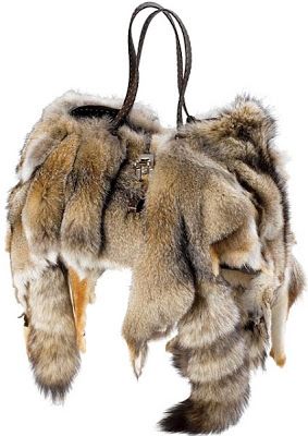 Mallory Hill Designs: Strange Purses #6 Ugly Purses, Luxury Luggage Sets, Fur Goods, Fox Bag, Fur Accessories, Hot Bags, Handbag Stores, Fur Bag, Mens Outfit Inspiration