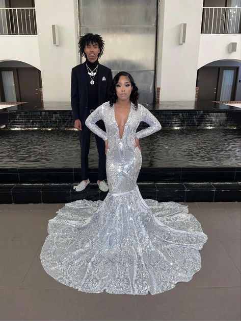 Follow me for more !! Grey Mermaid Prom Dress, Silver Prom Dress Black Couple, Silver Prom Dresses Black Women, Grey Suit Prom, Silver Prom Suits, Prom Fits, Poses Prom, Prom 23, Senior Things