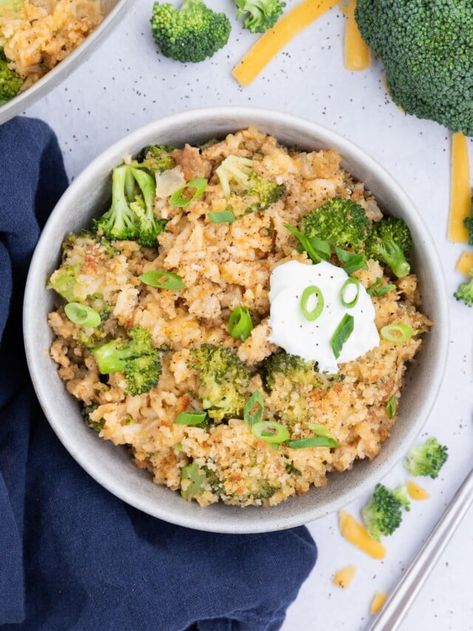 One-Pot Ground Turkey Broccoli Cheese Rice - Evolving Table Ground Turkey And Broccoli, Ground Turkey Broccoli, Turkey Broccoli, Broccoli Cheese Rice, Cheese Rice, Broccoli Rice Casserole, Rice Skillet, Broccoli Rice, Broccoli Cheese