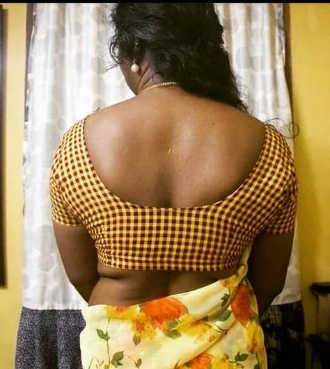 Slick Hairstyles, May 22, Indian Beauty Saree, Diva, Saree, Actresses, Instagram Post, Instagram Photo, Hair Styles